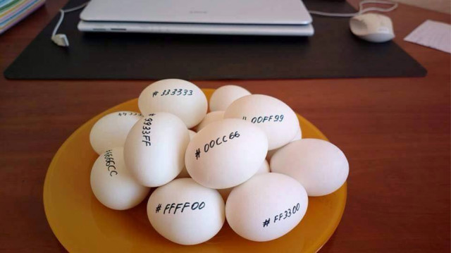 la programmation œufs de pâques codes couleurs 